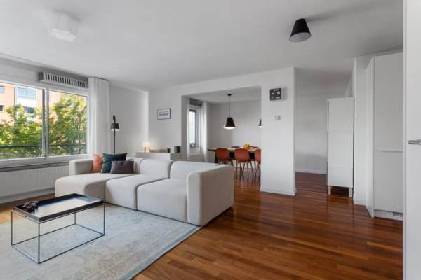 Woning Valkenburgerstraat 113 Amsterdam