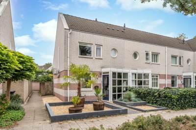 Woning Raampoort 7 Uden