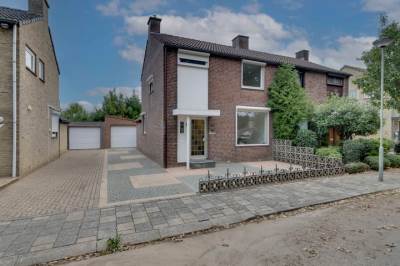 Woning Koningsberg 38 Urmond