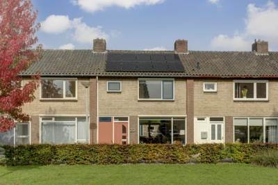 Woning Van der Duyn van Maasdamstraat 22 Elst (GE)