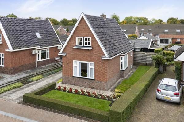 Woning Feintensloane 12 Feanwâlden