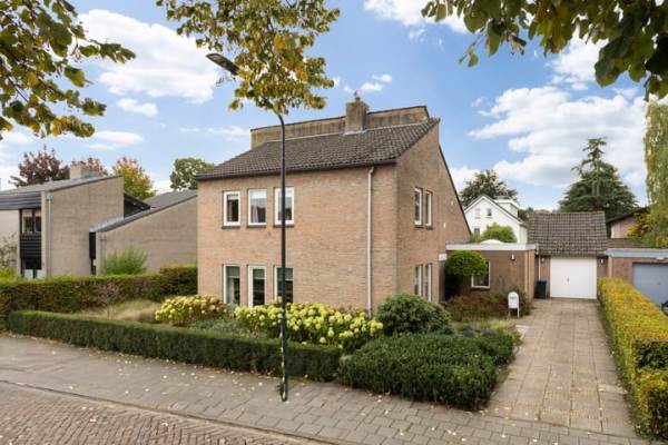 Woning Baroniesingel 33 Vught