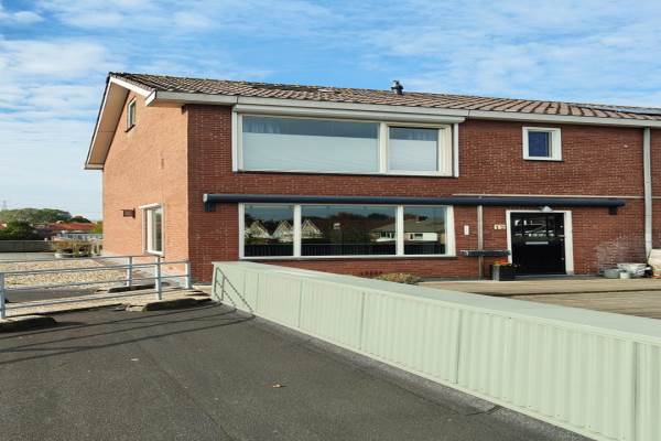 Woning Meester Bouwmanstraat 12 Nieuw-Lekkerland