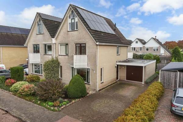 Woning Graafschap 32 Emmeloord