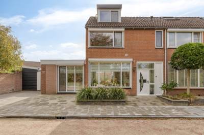 Woning Koningin Julianalaan 30 Arnemuiden