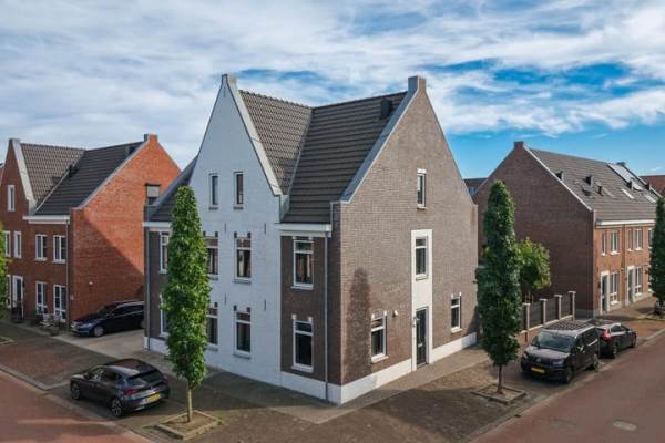 Woning De Binnenplaats 10 Meteren