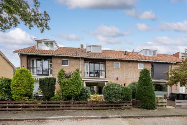 Woning Elzenlaan 11 Loosdrecht
