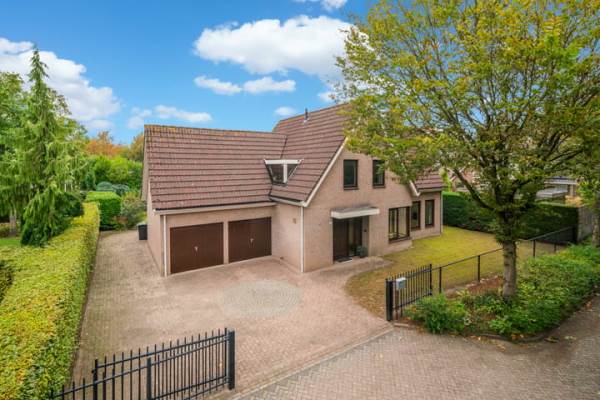 Woning Robijndijk 165 Roosendaal