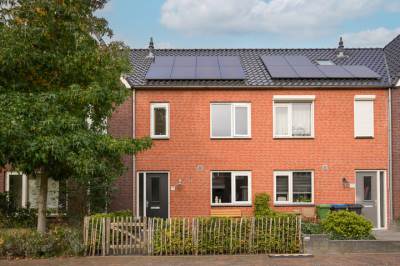 Woning Ossenwaard 78 Wijk en Aalburg