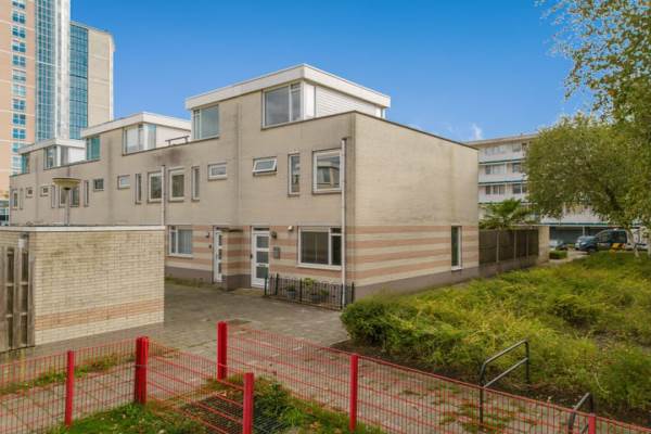 Woning Iepenlaan 6F Spijkenisse