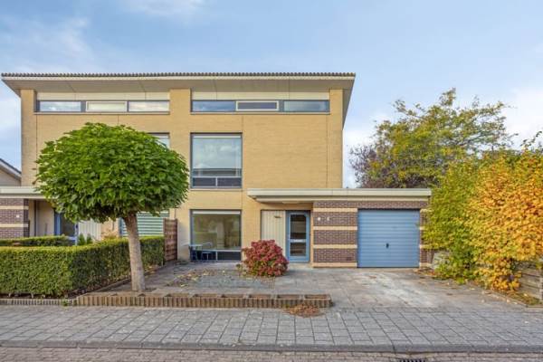 Woning Bizetstraat 2 Oud-Beijerland