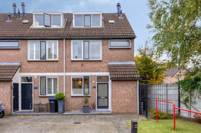 Woning Smidshoef 15 Hendrik-Ido-Ambacht