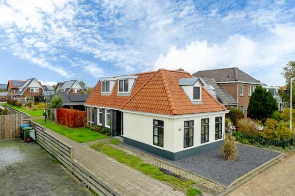 Woning Polle 44 Arum