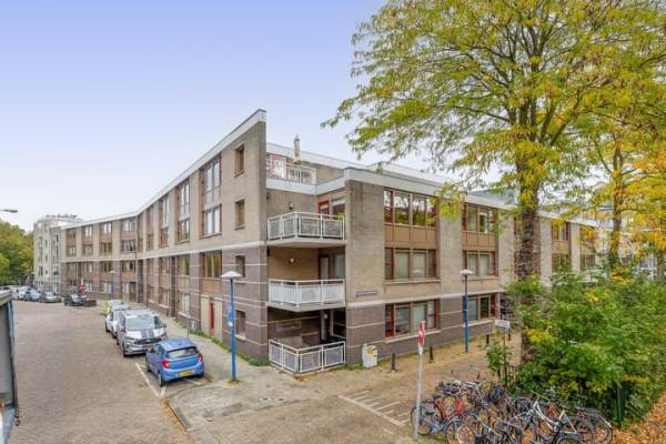 Woning Pastoor van Nuenenstraat 14 Utrecht