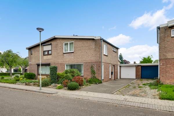 Woning Schoollaan 21 Bunde