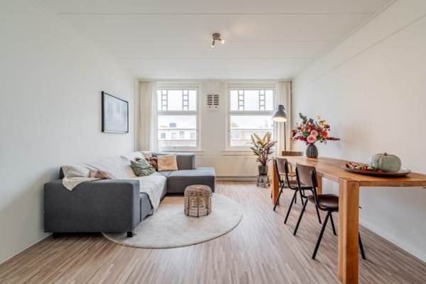 Woning Hoofdweg 2733 Amsterdam