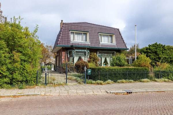 Woning Molenlaan 45 Hillegom