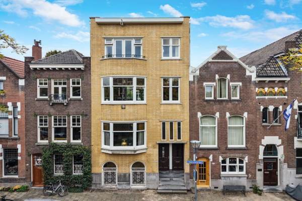 Woning Voorschoterlaan 117B Rotterdam