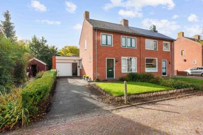 Woning Plantsoenstraat 7 Eenrum