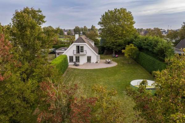 Woning Nijverheidsweg 15 Bruinisse