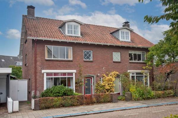 Woning Ziekenhuisstraat 30 Hengelo (OV)