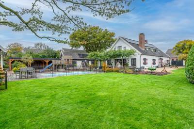 Woning Nieuw-Loosdrechtsedijk 175 Loosdrecht