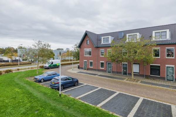 Woning Burgemeester van Niekerklaan 40 Hillegom