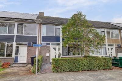 Woning Koningin Julianastraat 40 Waarder