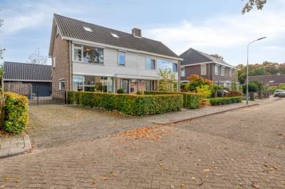 Woning Middenweg 13 't Loo Oldebroek