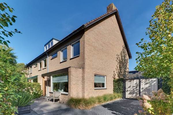 Woning Beneluxlaan 2 Harderwijk