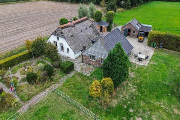 Woning Laakweg 2 Nijkerkerveen