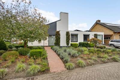 Woning Burgemeester Mertensstraat 8 Heythuysen