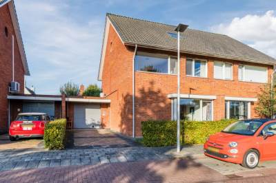 Woning Aakpark 17 's Gravenmoer