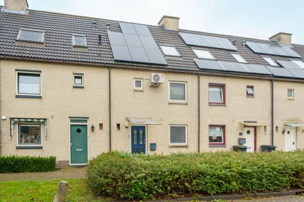 Woning Waalstraat 131 Almere