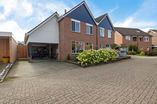 Woning Mertenshof 3 Weerselo