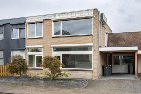 Woning Martenastate 12 Almelo