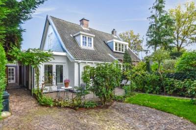 Woning IJsbaanweg 9 Laren (NH)