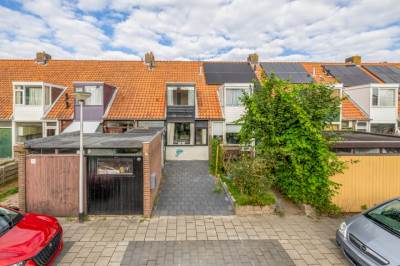 Woning Margrietstraat 18 Rhoon