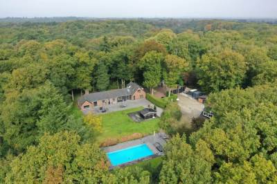 Woning IJzeren Veldweg 1 Huizen