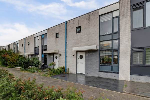 Woning Wilhelmina van Pruisenlaan 226 Gouda