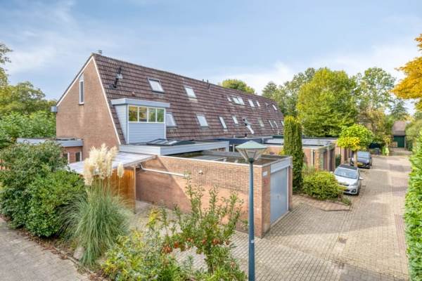 Woning Karveel 42 Hoorn (NH)