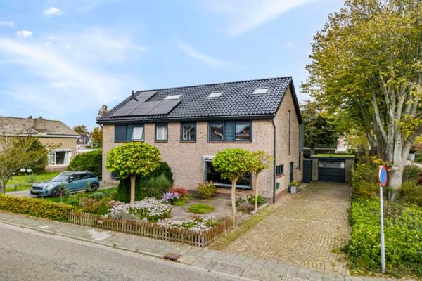 Woning Middenweg 28 Limmen