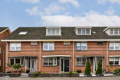Woning Pieter Johan Tijkenstraat 13 Poortugaal