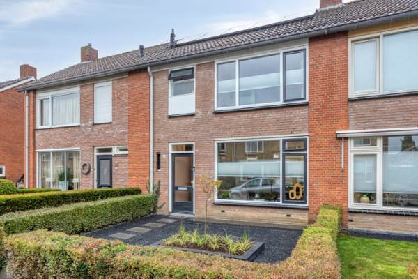 Woning burgemeester Wijniastraat 42 Denekamp