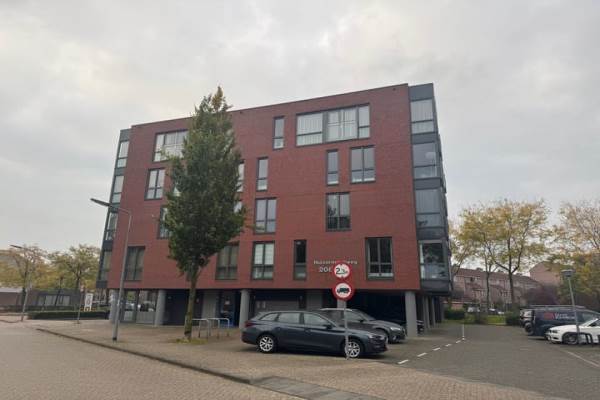 Woning Huizermaatweg 250 Huizen