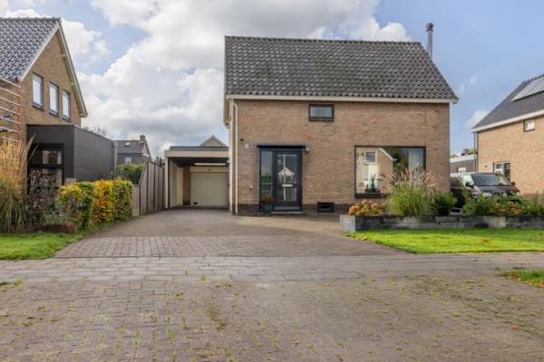 Woning Van Voortstraat 7 Surhuisterveen
