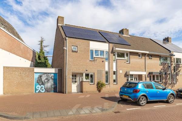 Woning Hoogstraat 93 Roosendaal