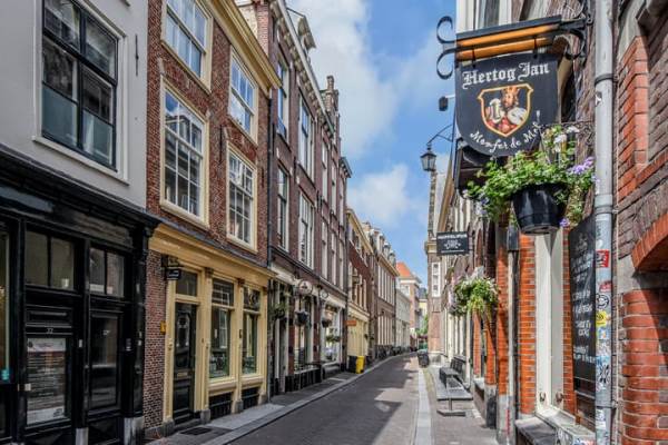 Woning Oude Molstraat 26 Den Haag