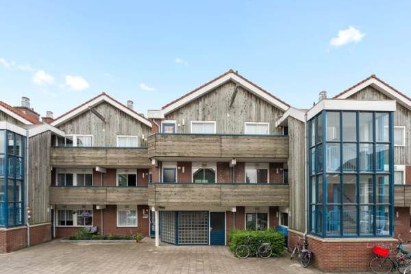 Woning Hoekschewaardweg 72 Amsterdam