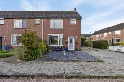 Woning Cort van der Lindenstraat 214 Goes